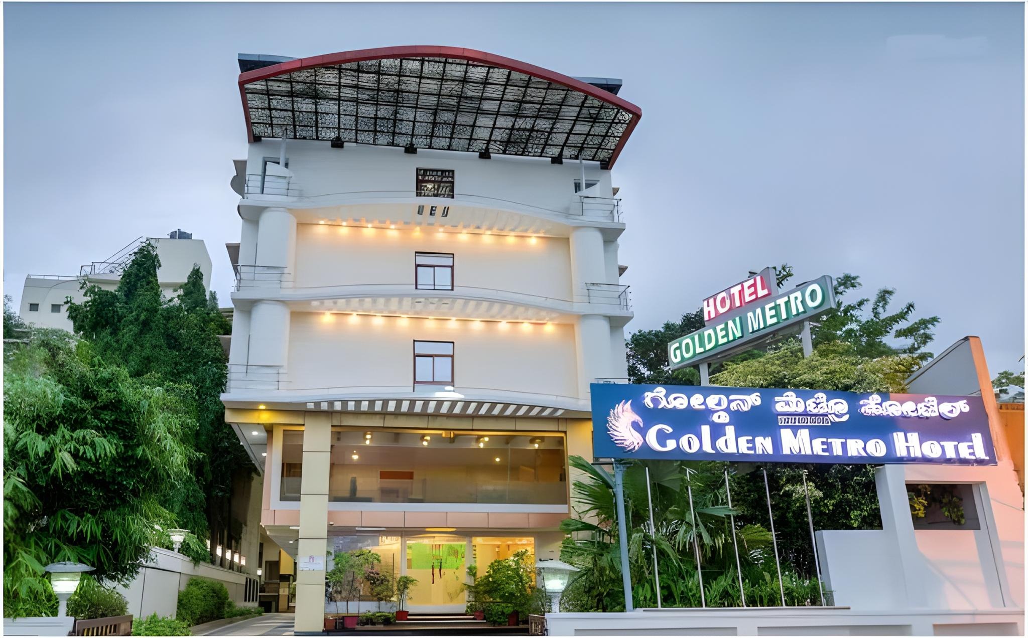 Golden Metro Hotel