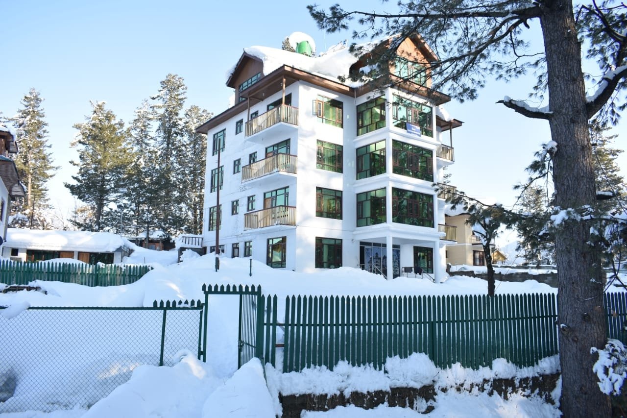 Hotel Gulmarg House